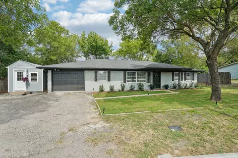 402 W Fm 545, Blue Ridge, TX 75424