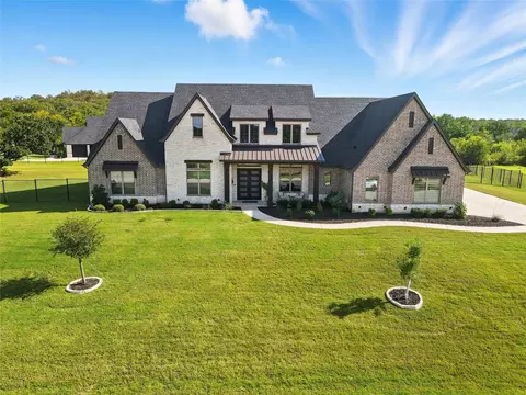 9001 Landi Ln, Flower Mound, TX 75022