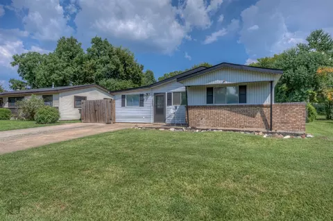 1302 Elsa Jane St, Bossier City, LA 71111