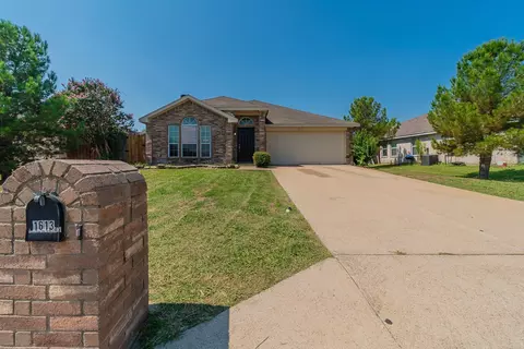 1613 Lesli Dr, Royse City, TX 75189
