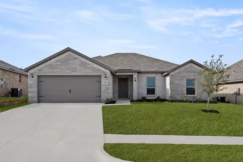 1184 Oak Spring Dr, Burleson, TX 76028