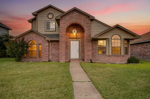 1421 Spicewood Dr, Mesquite, TX 75181