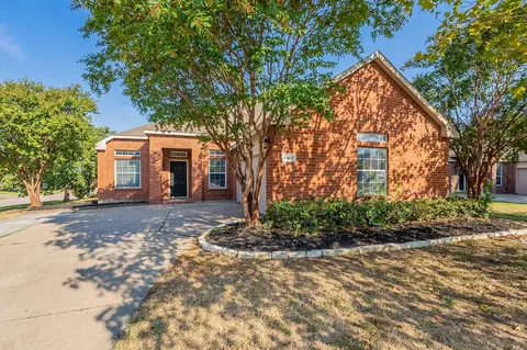 1408 Blue Gill Ln, Crowley, TX 76036