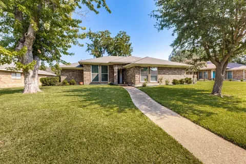 3909 Saddlehead Dr, Plano, TX 75075