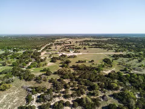 690 County Road 4707 # -B, Kempner, TX 76539