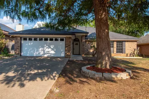 6307 Tempest Dr, Arlington, TX 76001