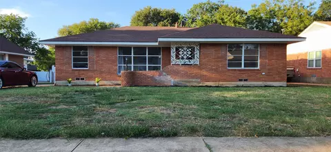839 Highland Oaks Dr, Dallas, TX 75232