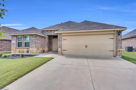 397 War Emblem Ln, Waxahachie, TX 75165