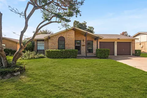 4202 Hillsdale Ln, Garland, TX 75042