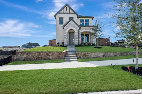 2204 Rolling Oaks Dr, Aledo, TX 76008