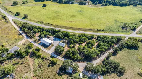 227 Lanier Rd, Forestburg, TX 76239