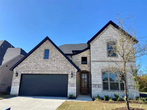 360 Devonshire Dr, Greenville, TX 75401