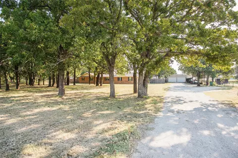 1767 Fm 1759, Nocona, TX 76255