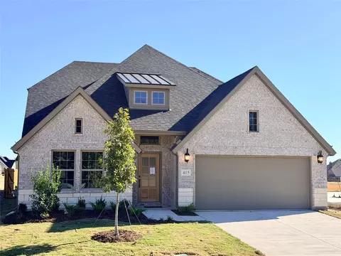 415 Aldred St, Greenville, TX 75401