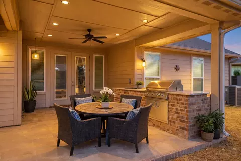 142 Dogwood Dr, Krugerville, TX 76227