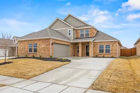 409 Llano Ln, Red Oak, TX 75154
