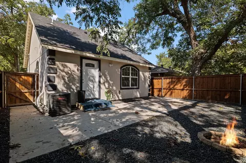 Exterior - 111 E Division St, Pilot Point, TX 76258 photo 8 of 9