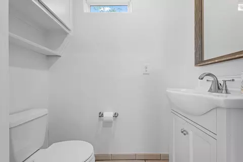 Bath - 111 E Division St, Pilot Point, TX 76258 photo 1 of 4