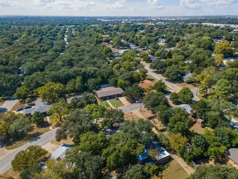 545 Hurstview Dr, Hurst, TX 76053 photo 37
