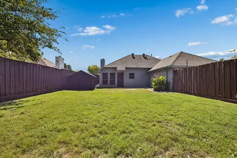 Exterior - 7609 Munich Dr, Rowlett, TX 75089 photo 9 of 9