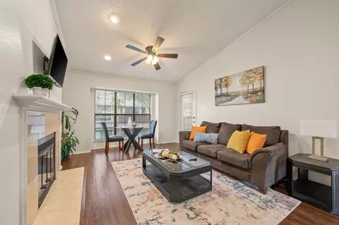 2728 Copper Creek Dr #208, Arlington, TX 76006