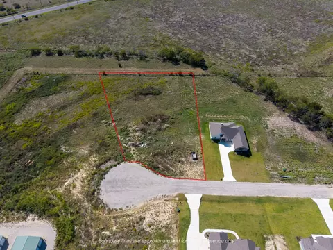 1024 Don Eve Ct, Azle, TX 76020