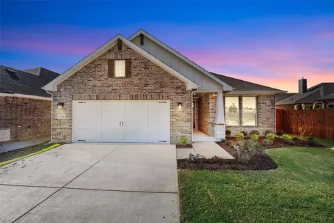 15061 Green Bluff Dr, Aledo, TX 76008