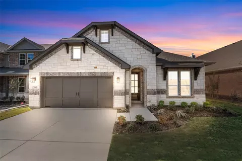 15049 Green Bluff Dr, Aledo, TX 76008