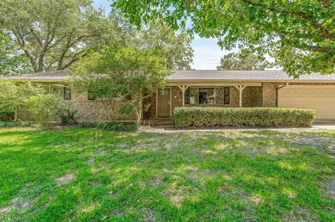 1360 Kaylock St, Stephenville, TX 76401