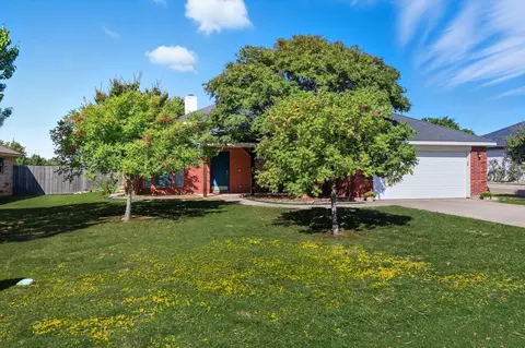 820 Sherry Ln S, Krugerville, TX 76227