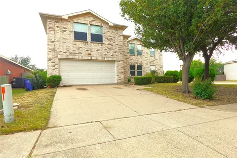 1329 Anna Lea Ln, Burleson, TX 76028