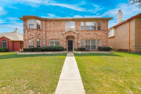 1934 Pin Oak Ln, Lancaster, TX 75146