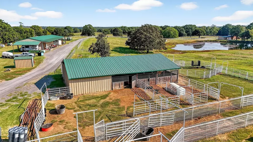  4525 Kemp Rd, Hendrix, OK 74741 photo 20