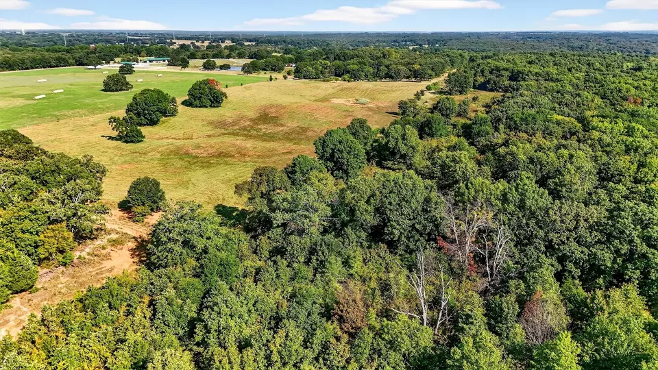  4525 Kemp Rd, Hendrix, OK 74741 photo 9