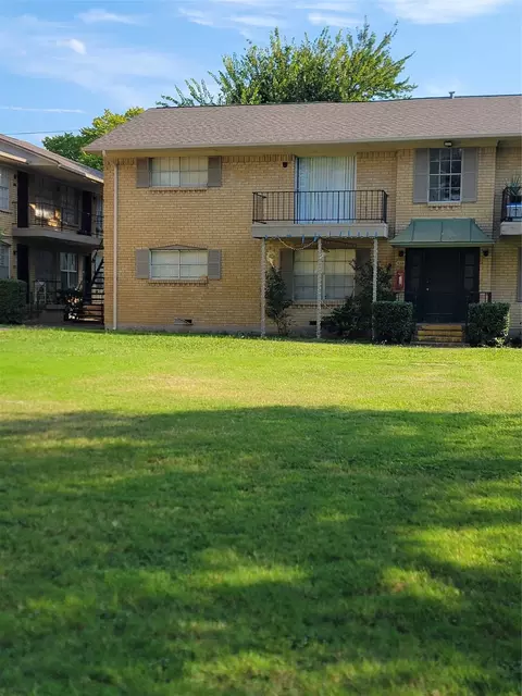 3520 Parkridge Dr #114, Dallas, TX 75234