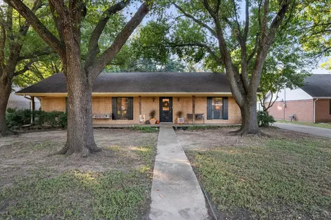 509 Oxford St, Corsicana, TX 75110