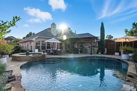 1840 Andress Dr, Carrollton, TX 75010