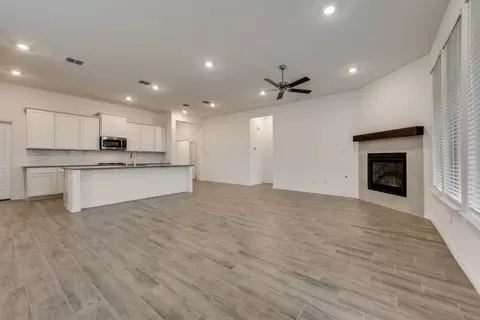 1817 Bryson St, Celina, TX 75009 photo 4