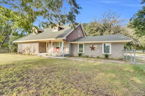 6450 Stephenson Levy Rd, Fort Worth, TX 76140