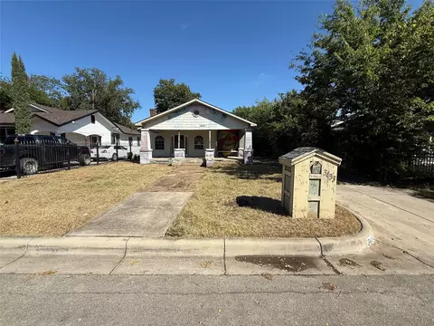 3433 Avenue M, Fort Worth, TX 76105