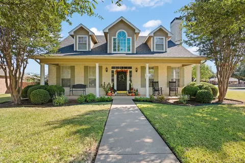 709 Brandon Dr, Cleburne, TX 76033