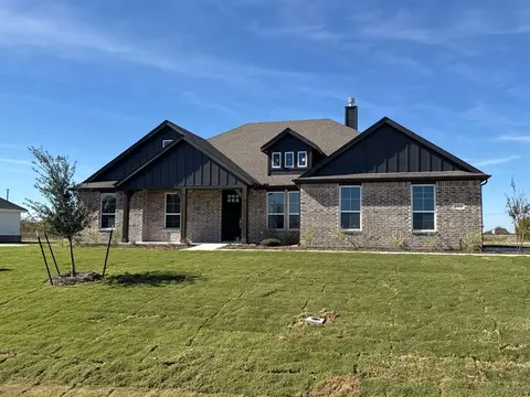 165 Brandywine Trl, New Fairview, TX 76078