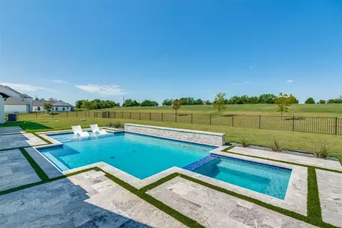 Exterior - 2297 White Stag Rd, Celina, TX 75009 photo 5 of 7