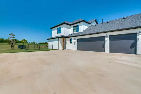 Exterior - 2297 White Stag Rd, Celina, TX 75009 photo 7 of 7