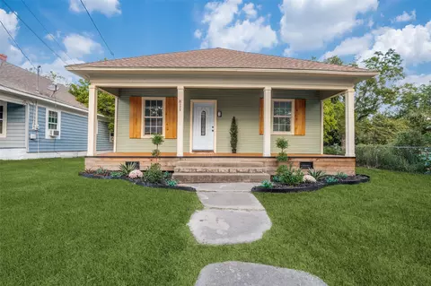 811 S 18th St, Corsicana, TX 75110
