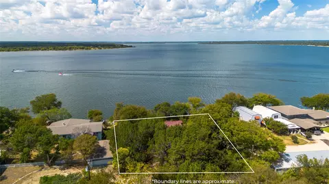 279 Canyon Dr, Whitney, TX 76692