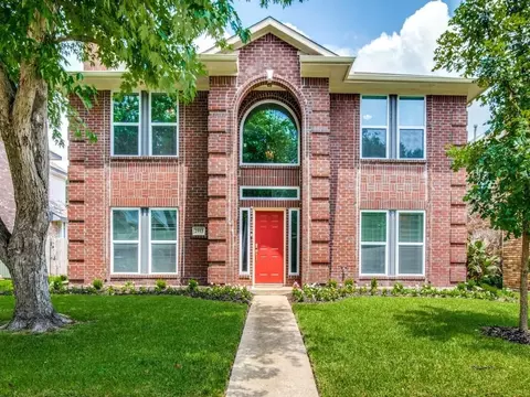 2913 Lois Ln, Rowlett, TX 75088