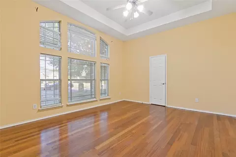 Living - 204 Trinity Dr, Lancaster, TX 75146 photo 1 of 3