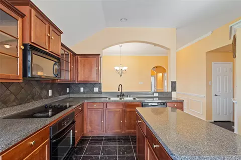 Kitchen - 204 Trinity Dr, Lancaster, TX 75146 photo 1 of 2
