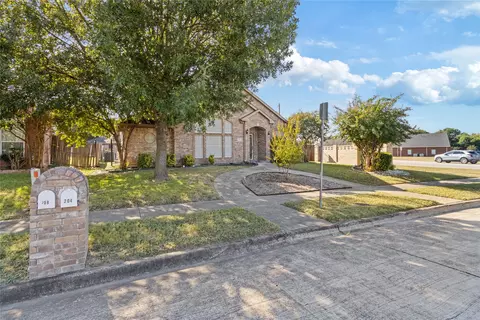 Other - 204 Trinity Dr, Lancaster, TX 75146 photo 4 of 6